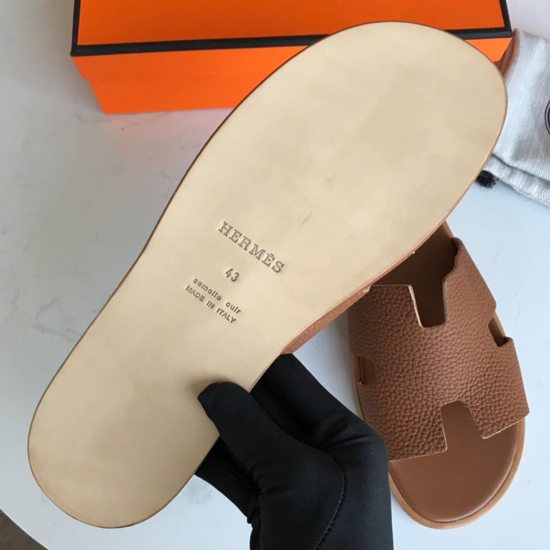 Hermes Luxury Slippers WS032927