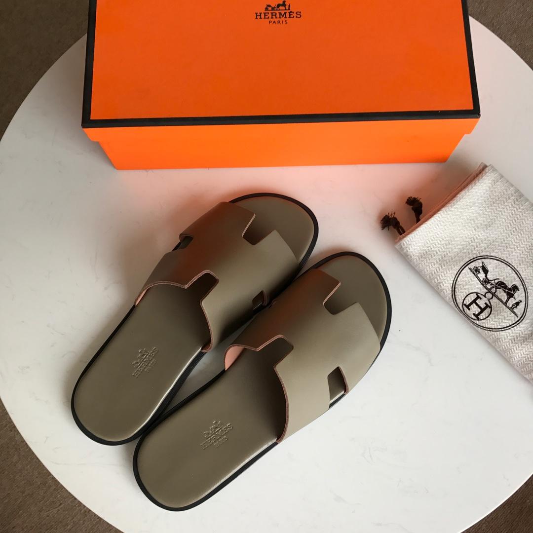 Hermes Luxury Slippers WS032920