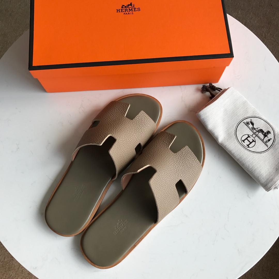 Hermes Luxury Slippers WS032913