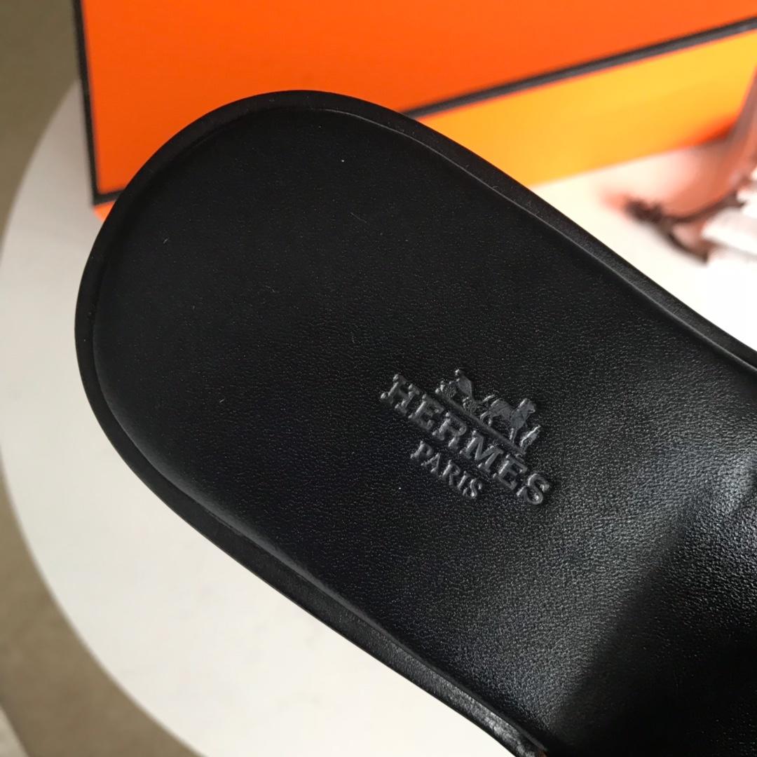 Hermes Luxury Slippers WS032886