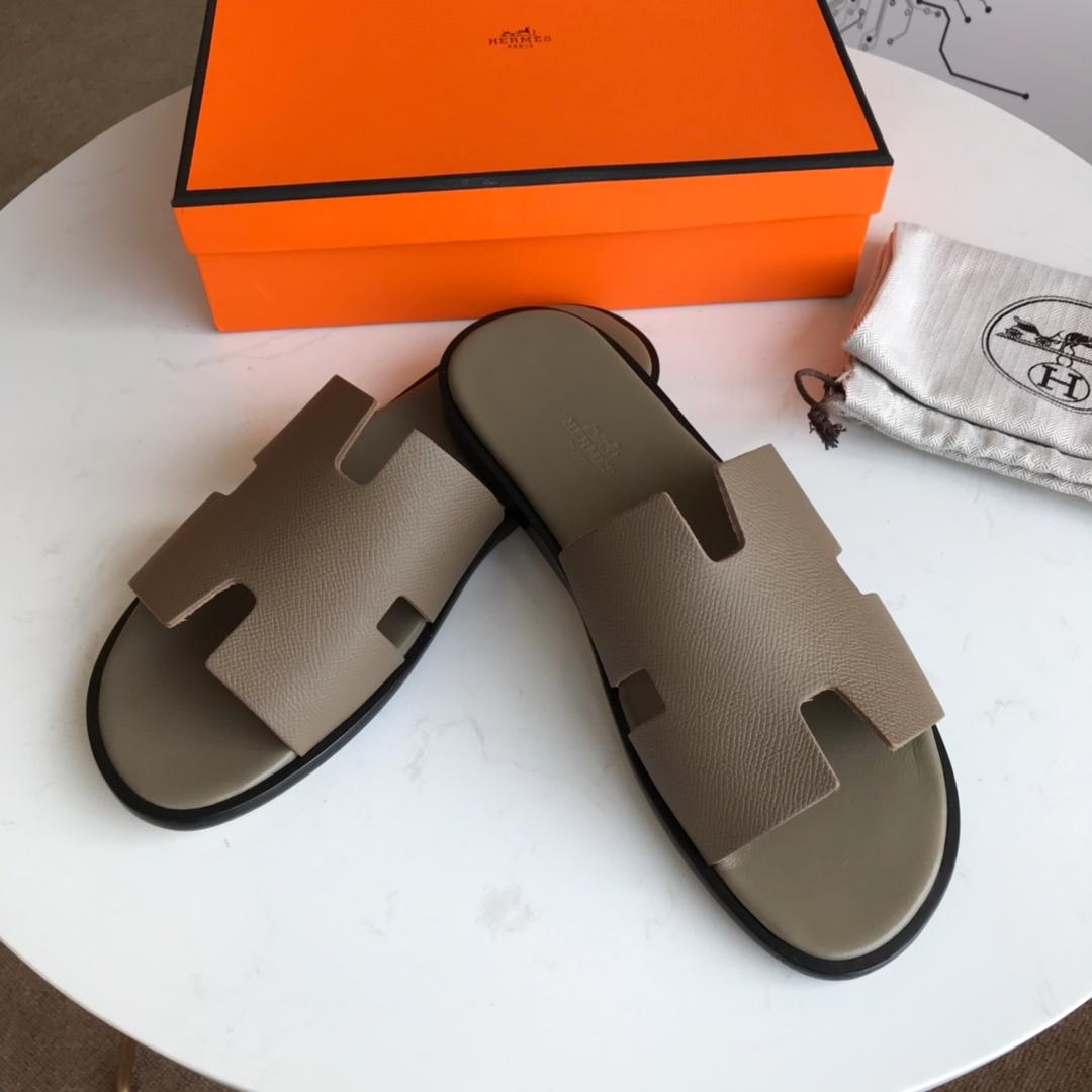 Hermes Luxury Slippers WS032843