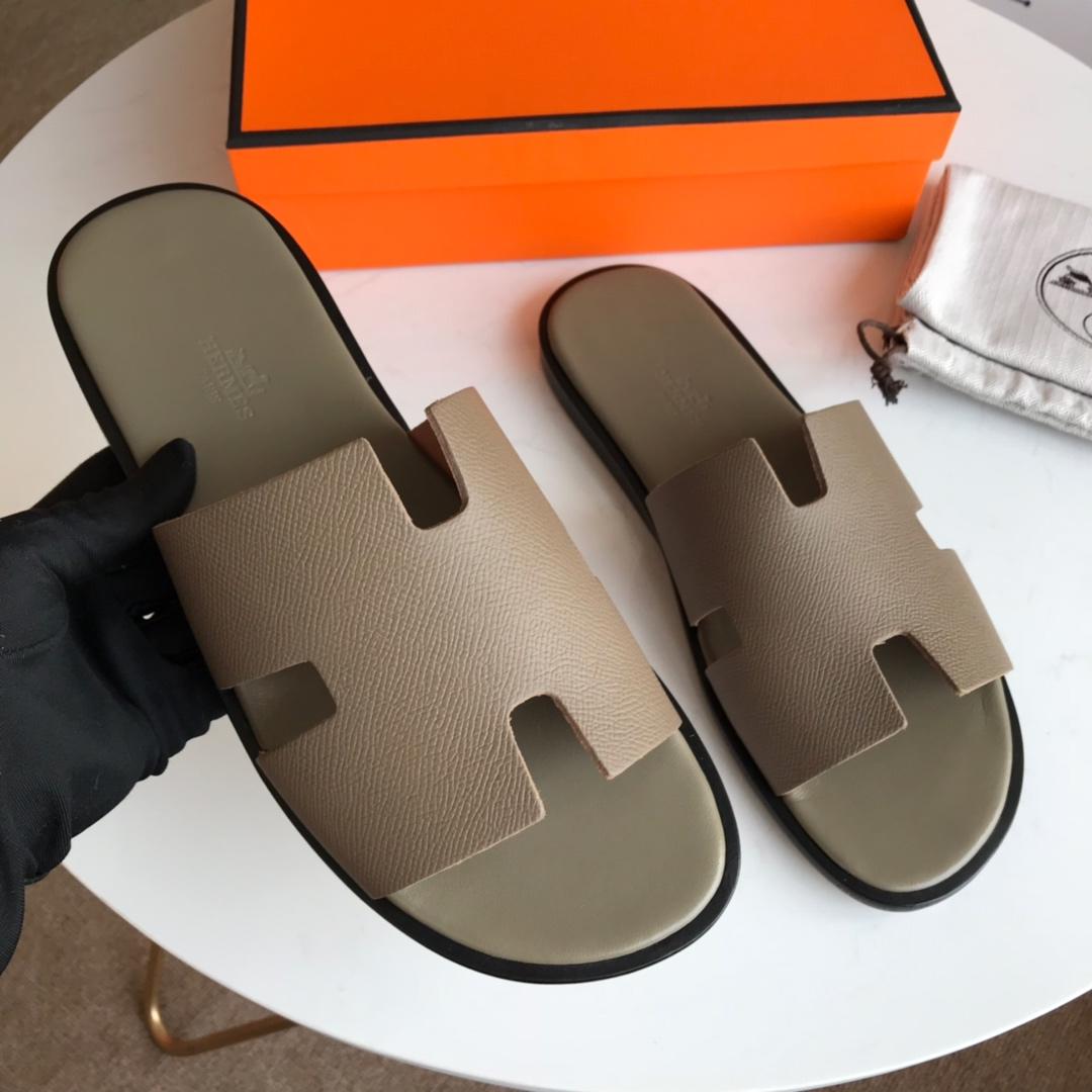 Hermes Luxury Slippers WS032843