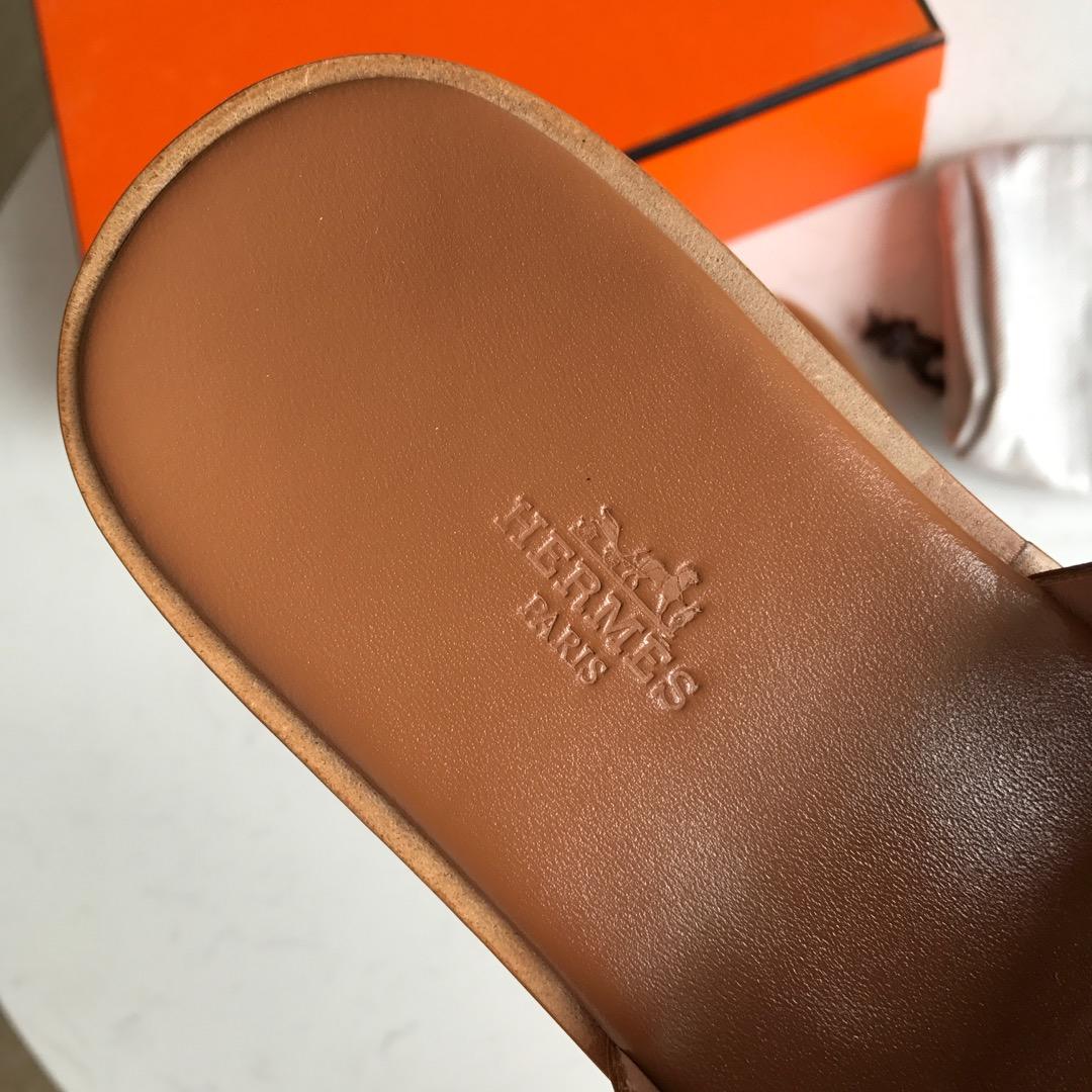 Hermes Luxury Slippers WS032826