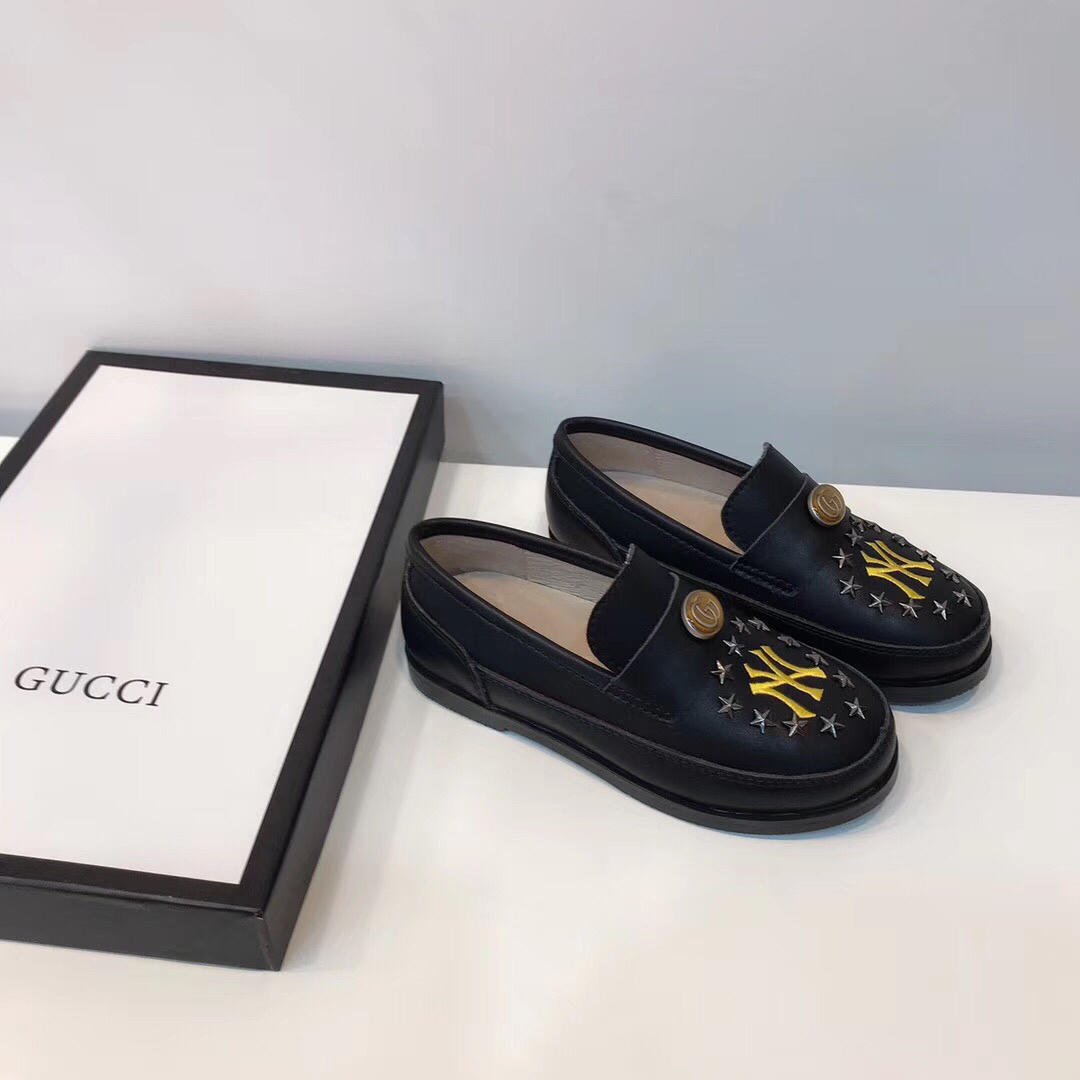 Gucci×NY Jordaan Perfect Quality leather loafer BS01111