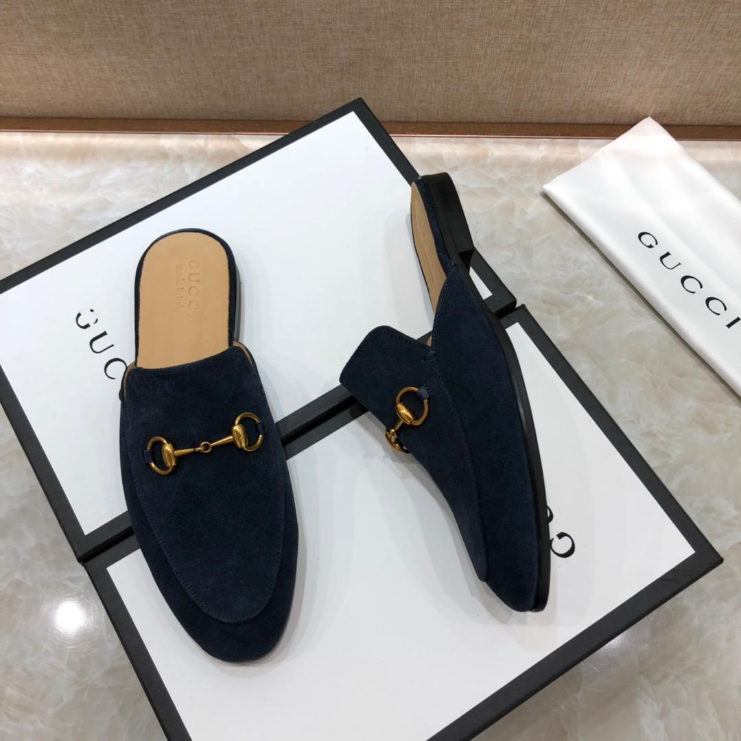 Guccideep blue Slipper with golden button MS07531