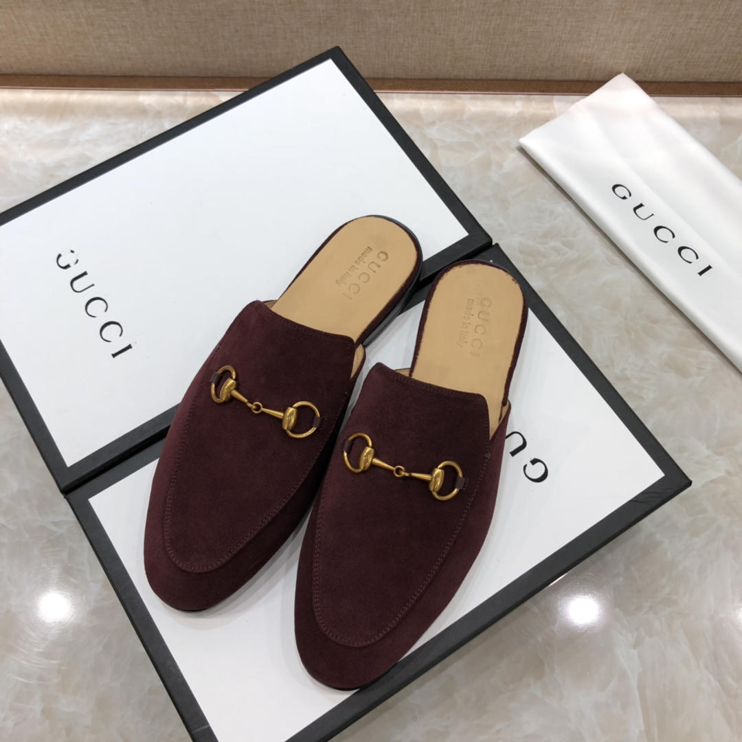 Guccibrown Slipper with golden button MS07530