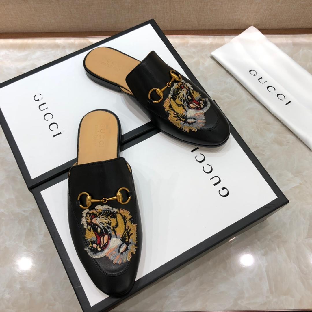 Gucciblack Slipper with tiger MS07525