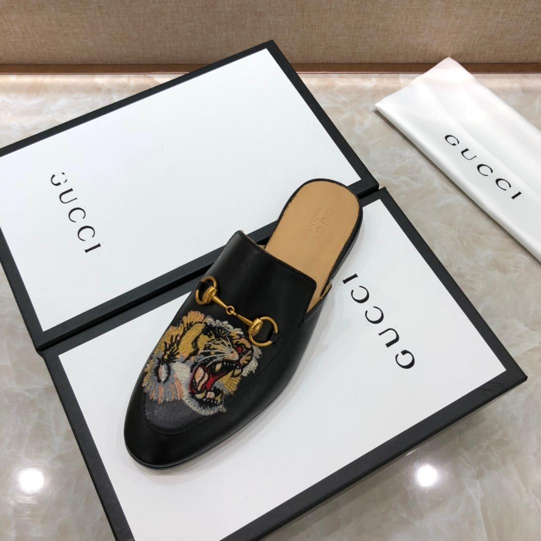 Gucciblack Slipper with tiger MS07525