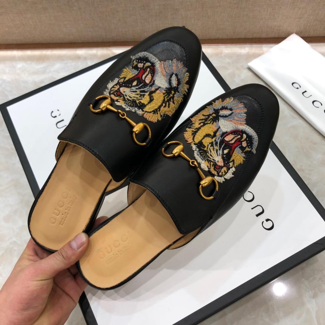 Gucciblack Slipper with tiger MS07525