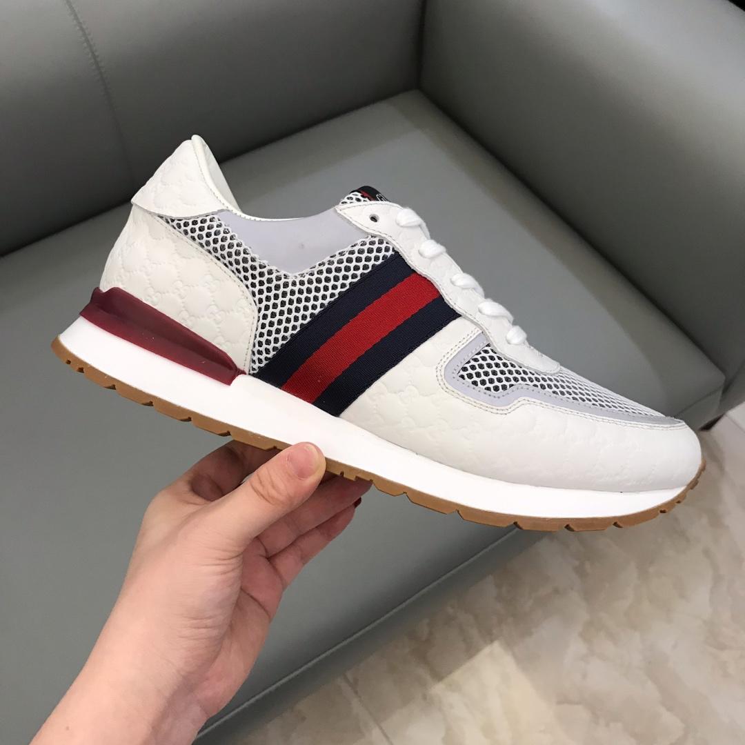 Gucci Perfect Quality Sneakers White and burgundy details with white sole MS02714