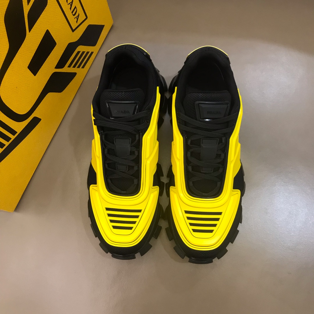 Prada Sneaker Cloudbust Thunder in Yellow