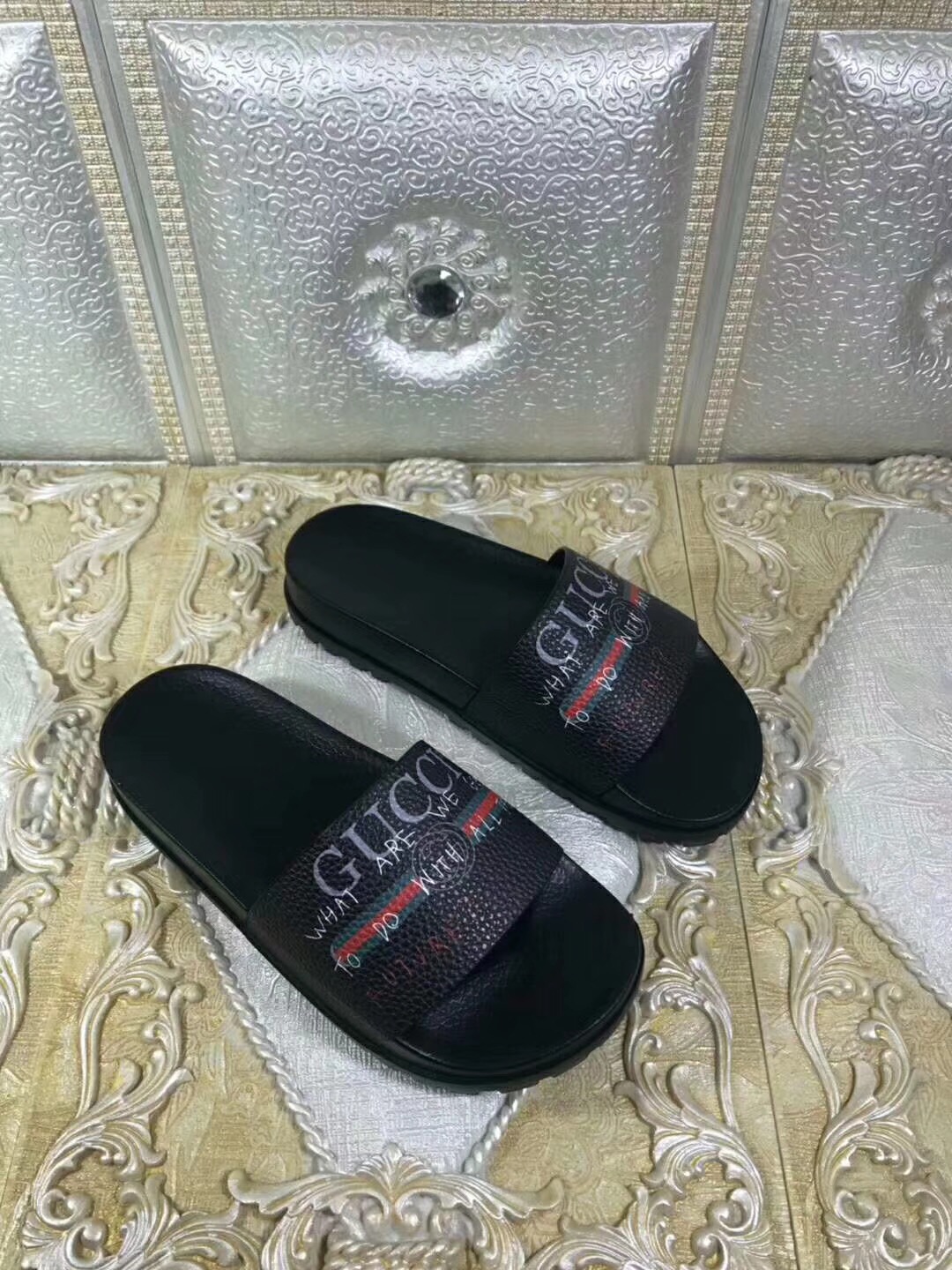 Gucci Logo Black Sandals OF_0AF4B2718AD3