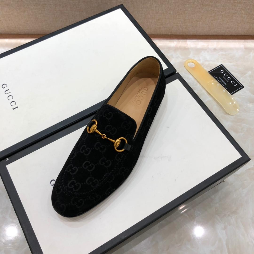 Gucci Jordaan GG velvet loafer MS07508