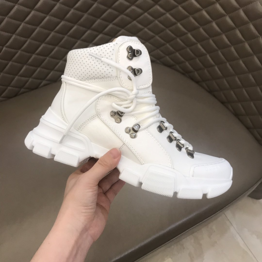 Gucci High-top High Quality Sneakers White and white rubber soles  MS021072