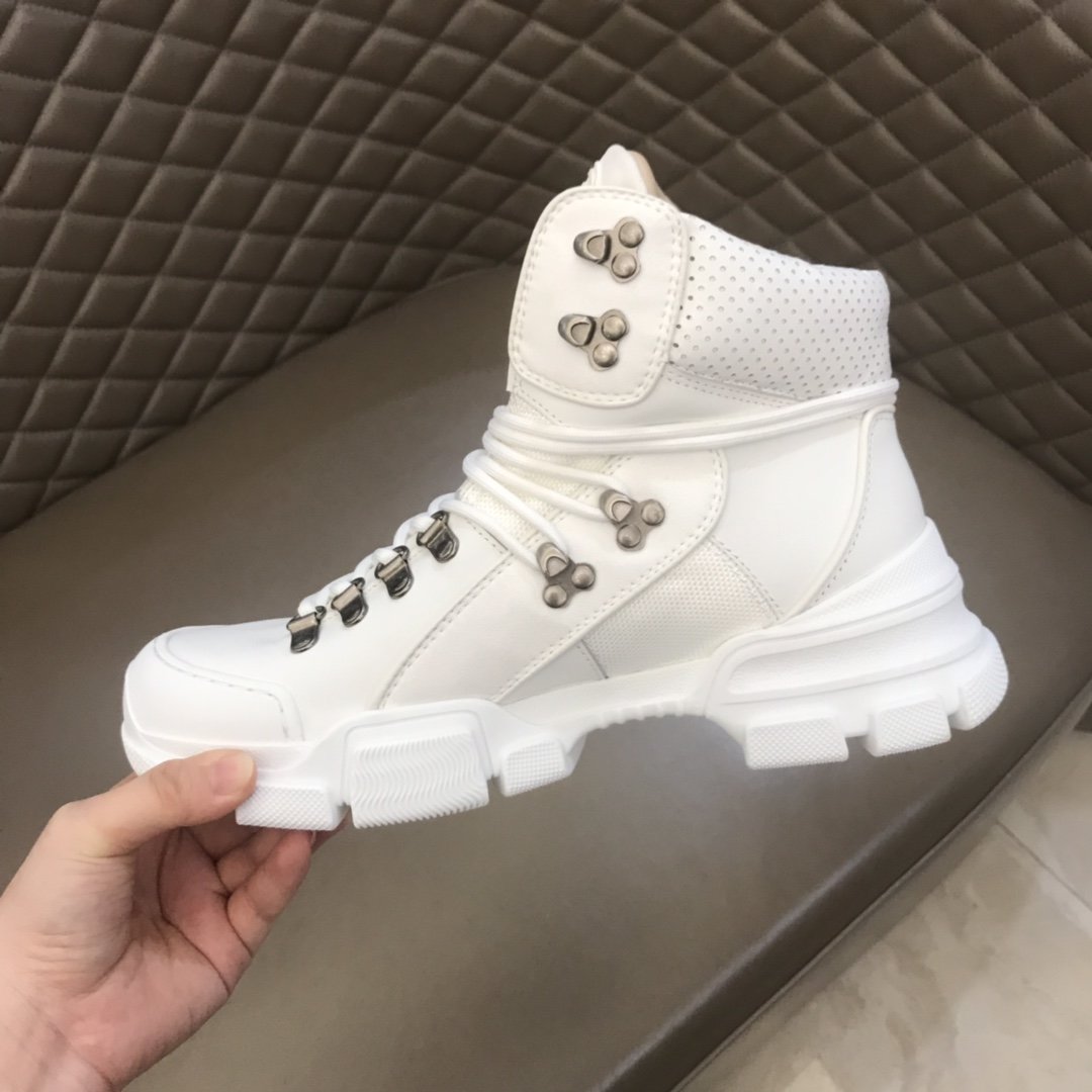 Gucci High-top High Quality Sneakers White and white rubber soles  MS021072