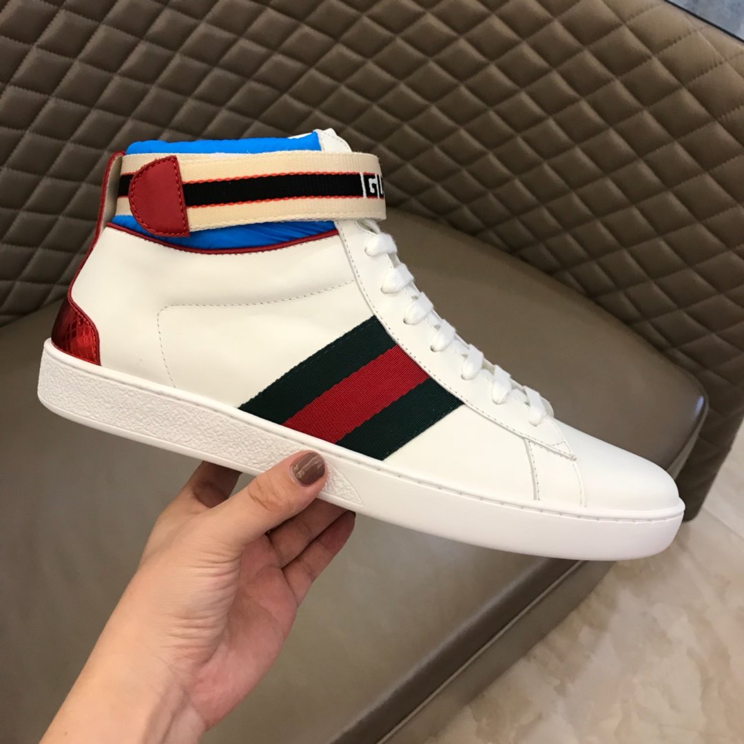 Gucci High-top High Quality Sneakers White and blue details with white sole MS021168