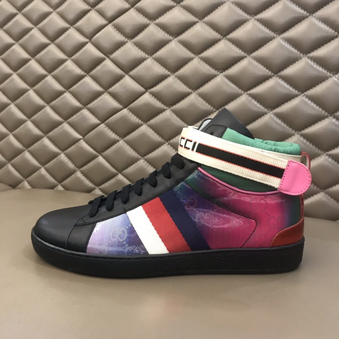 Gucci High-top High Quality Sneakers Iridescent and green details with black sole MS021161