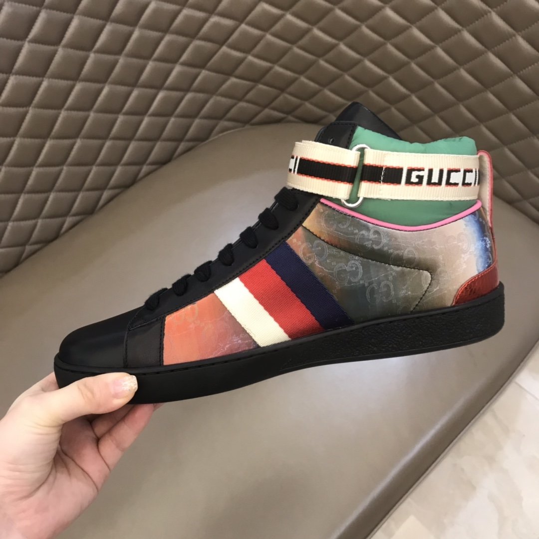 Gucci High-top High Quality Sneakers Iridescent and green details with black sole MS021161