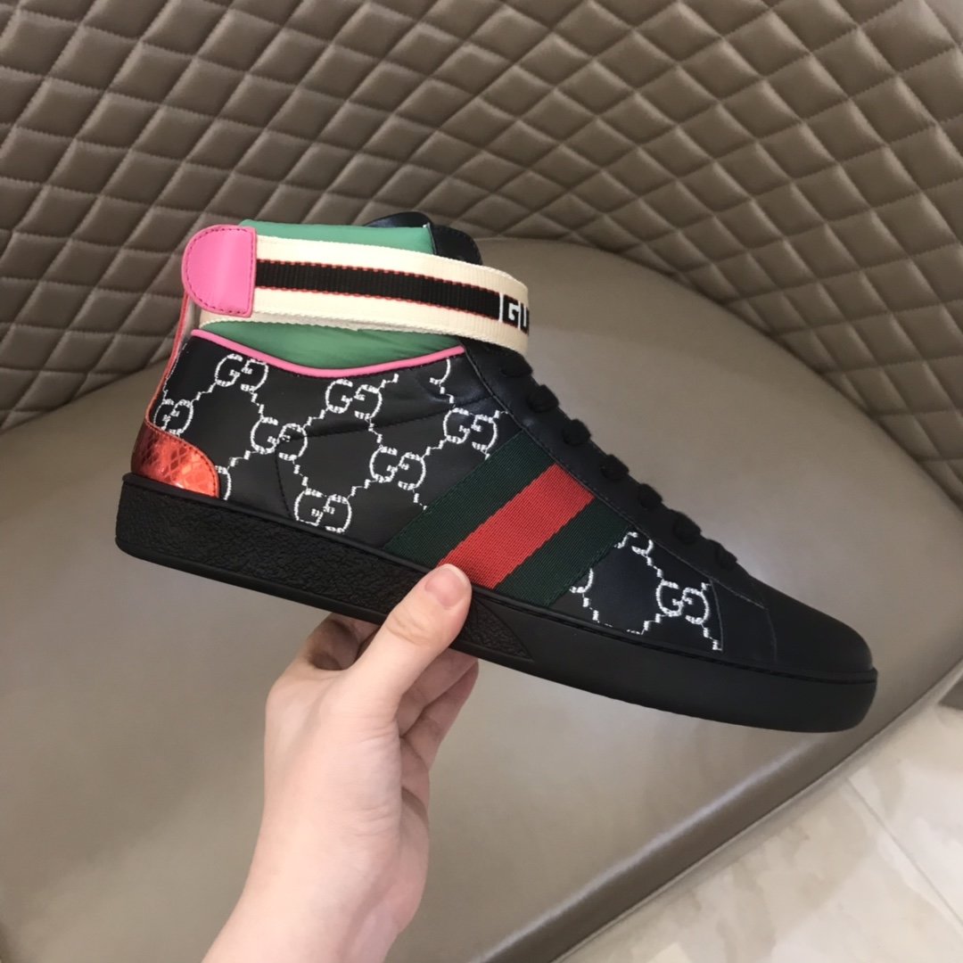 Gucci High-top High Quality Sneakers Black GG print and green details and black sole MS021158