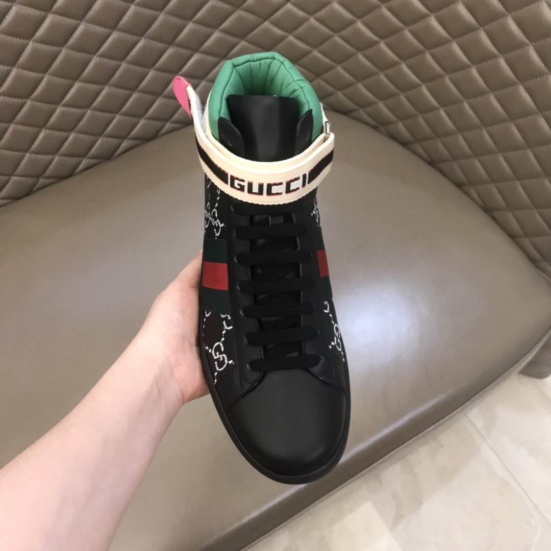 Gucci High-top High Quality Sneakers Black GG print and green details and black sole MS021158