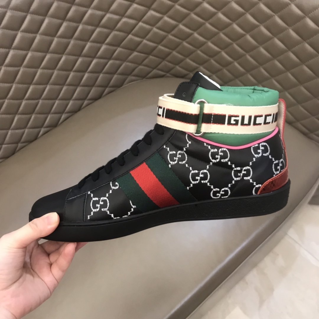 Gucci High-top High Quality Sneakers Black GG print and green details and black sole MS021158