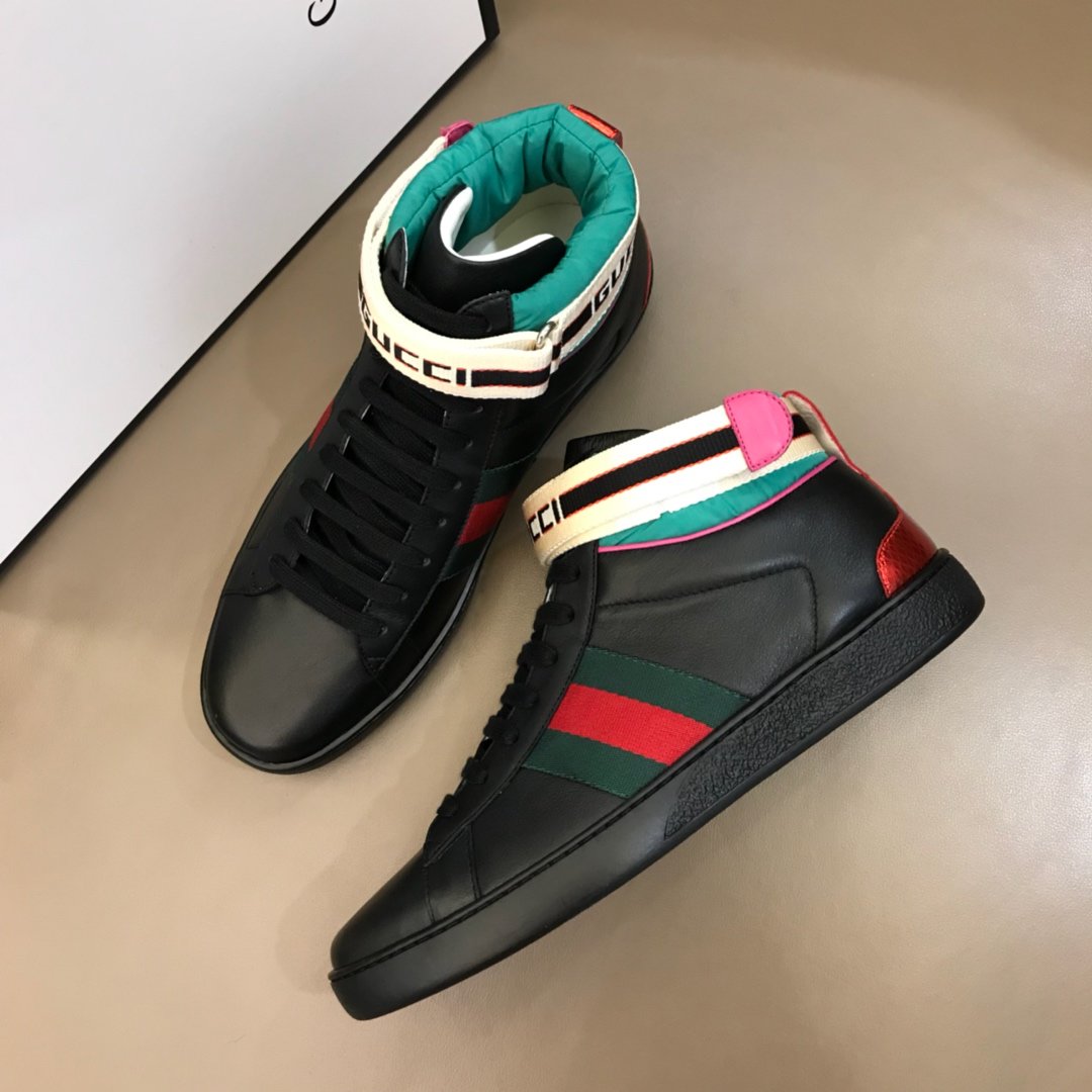 Gucci High-top High Quality Sneakers Black and green details with black sole MS021169