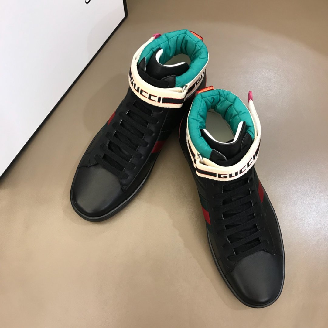 Gucci High-top High Quality Sneakers Black and green details with black sole MS021169