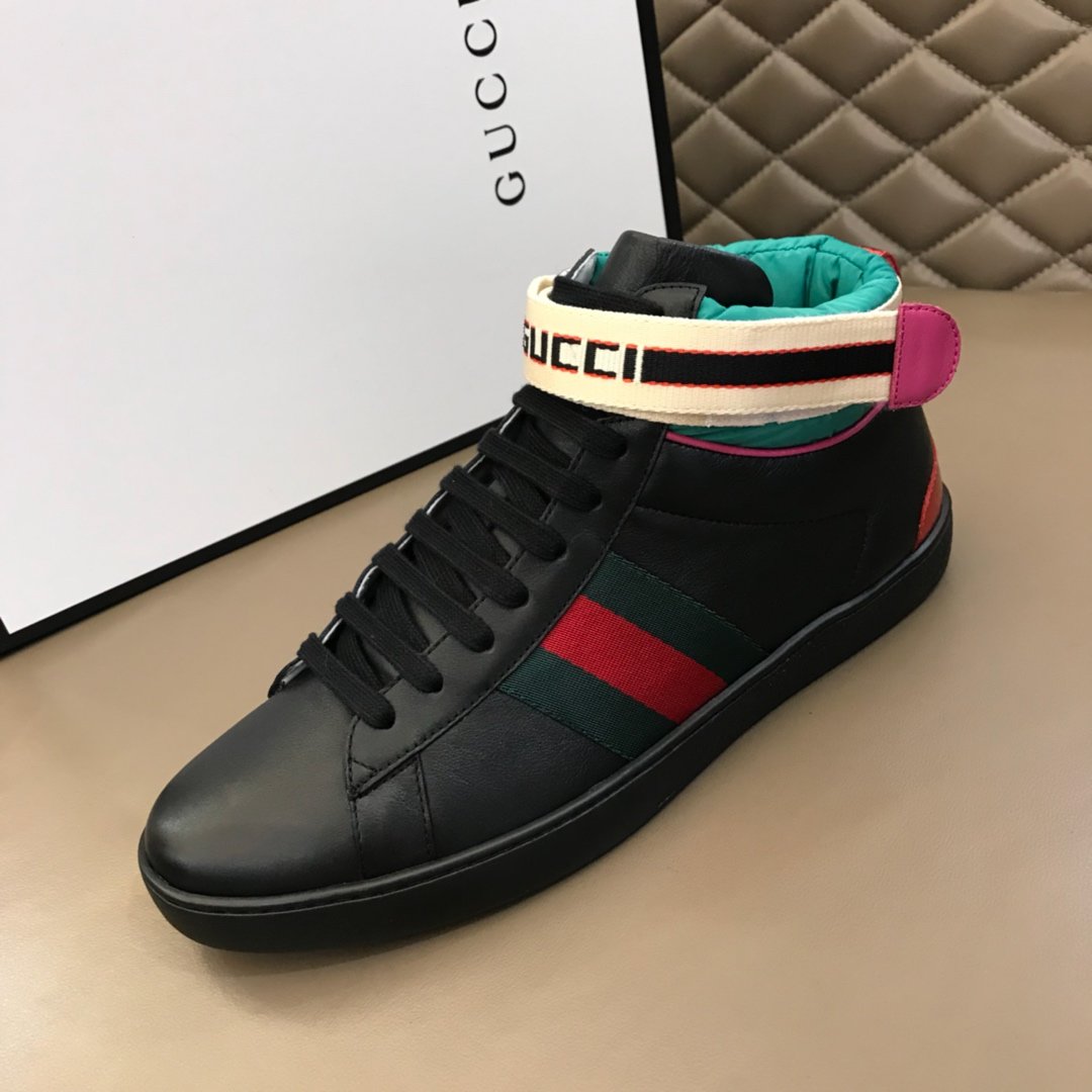 Gucci High-top High Quality Sneakers Black and green details with black sole MS021169