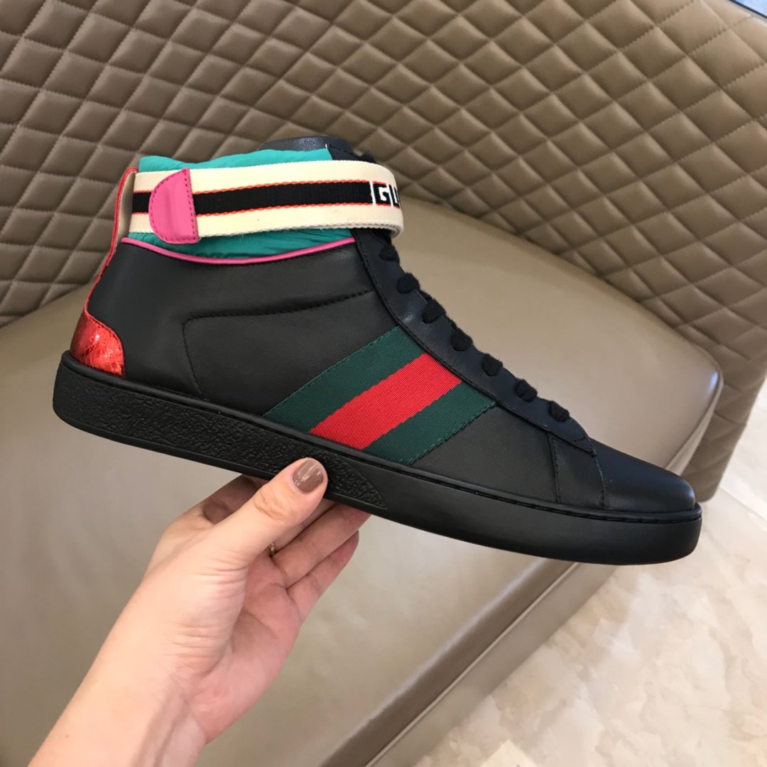 Gucci High-top High Quality Sneakers Black and green details with black sole MS021169