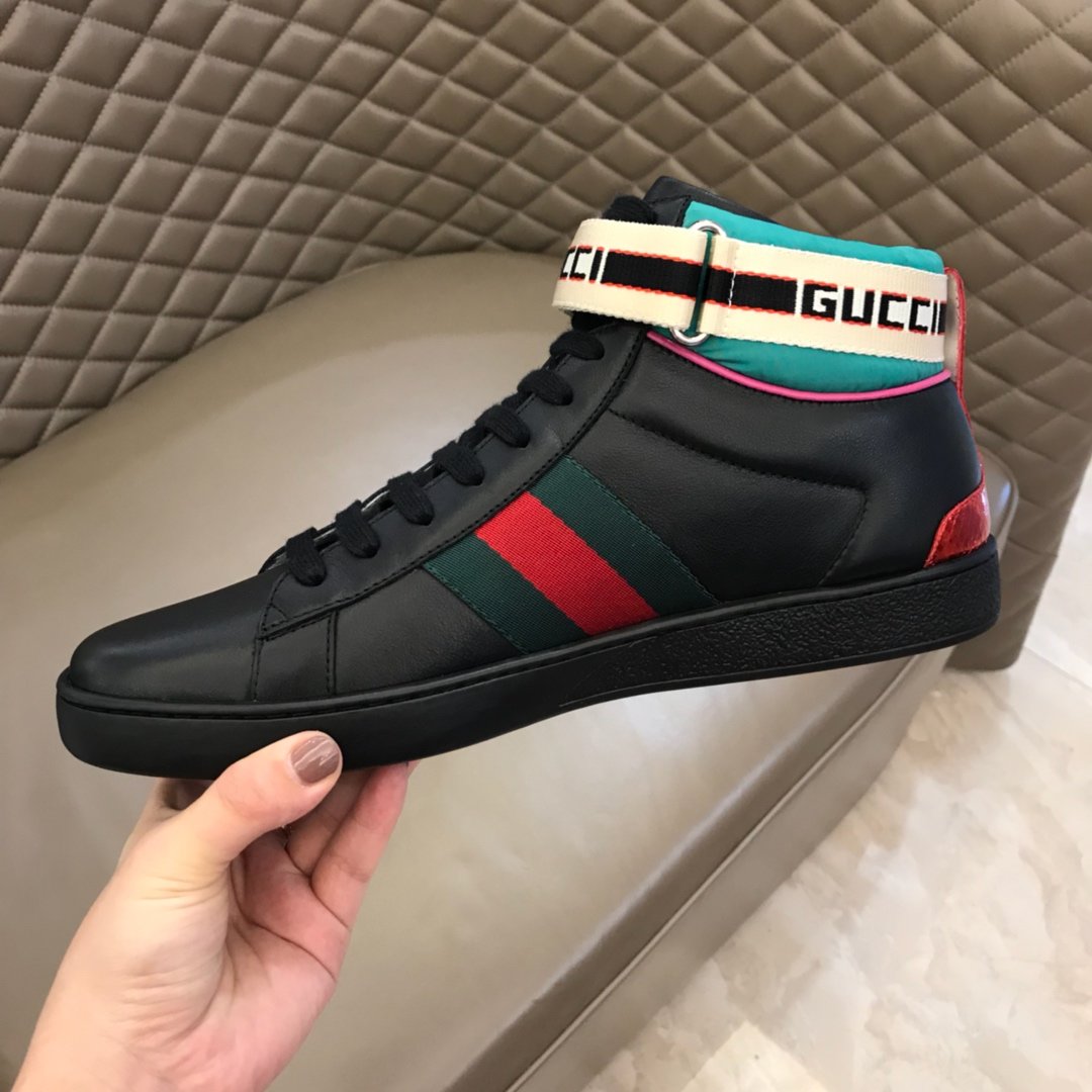 Gucci High-top High Quality Sneakers Black and green details with black sole MS021169