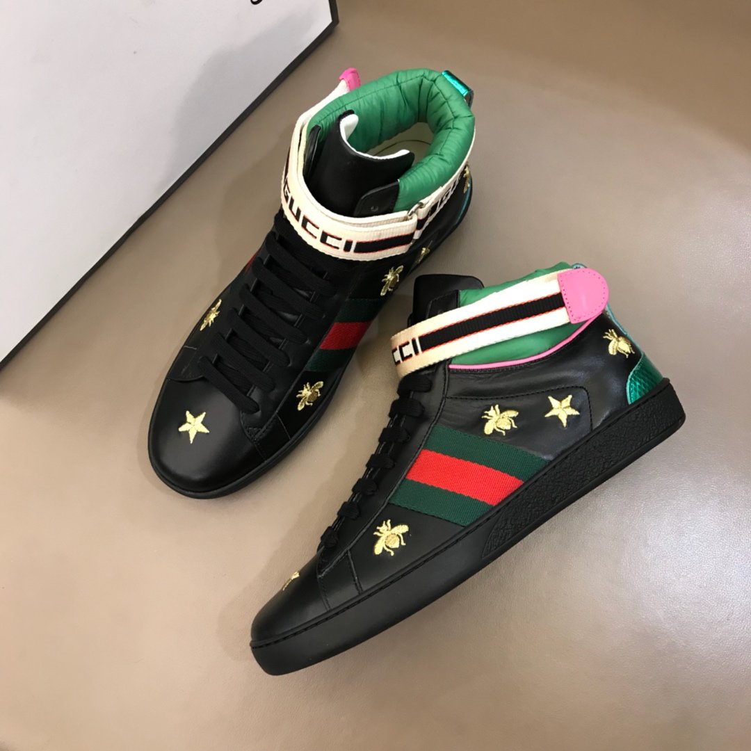 Gucci High-top High Quality Sneakers Black and gold bee embroidery with black sole MS021165