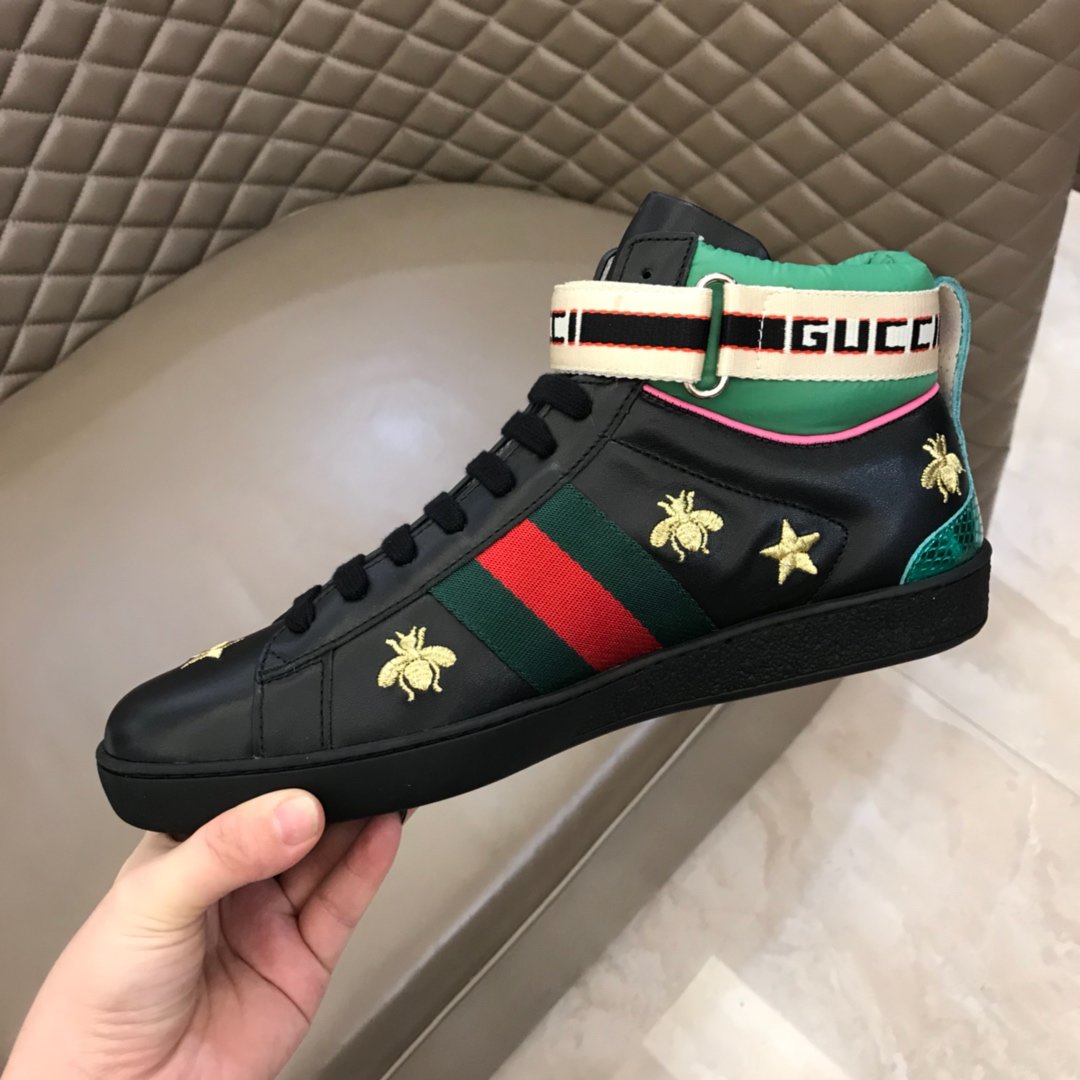 Gucci High-top High Quality Sneakers Black and gold bee embroidery with black sole MS021165