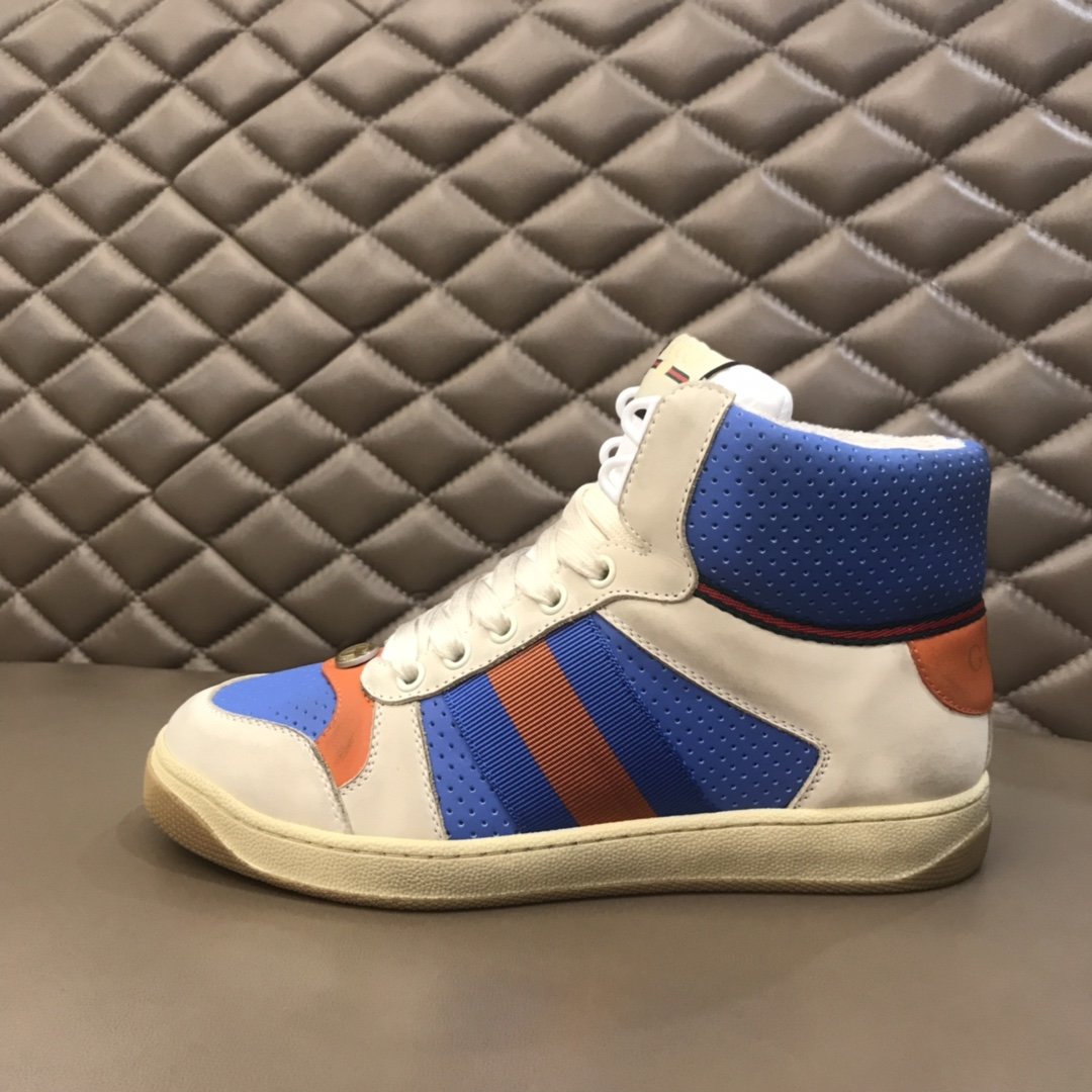 Gucci High-to High Quality Sneakers Beige and blue canvas and beige rubber soles MS021078