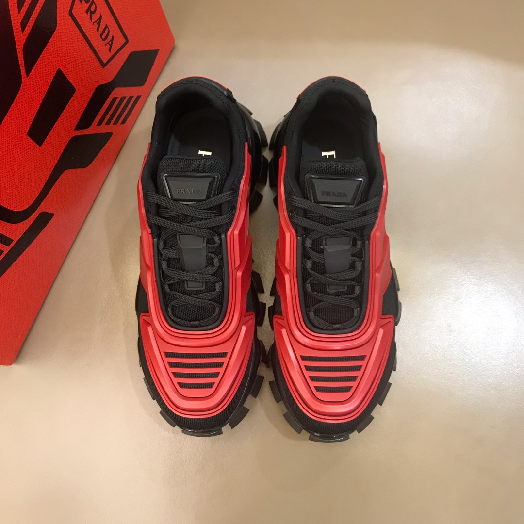 Prada Sneaker Cloudbust Thunder in Red