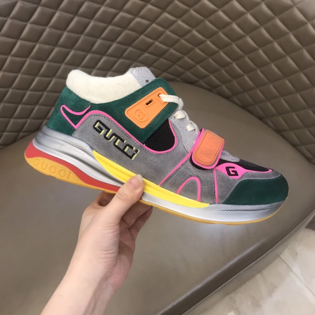 Gucci High Quality Sneakers Grey suede and green details with silver sole MS021170