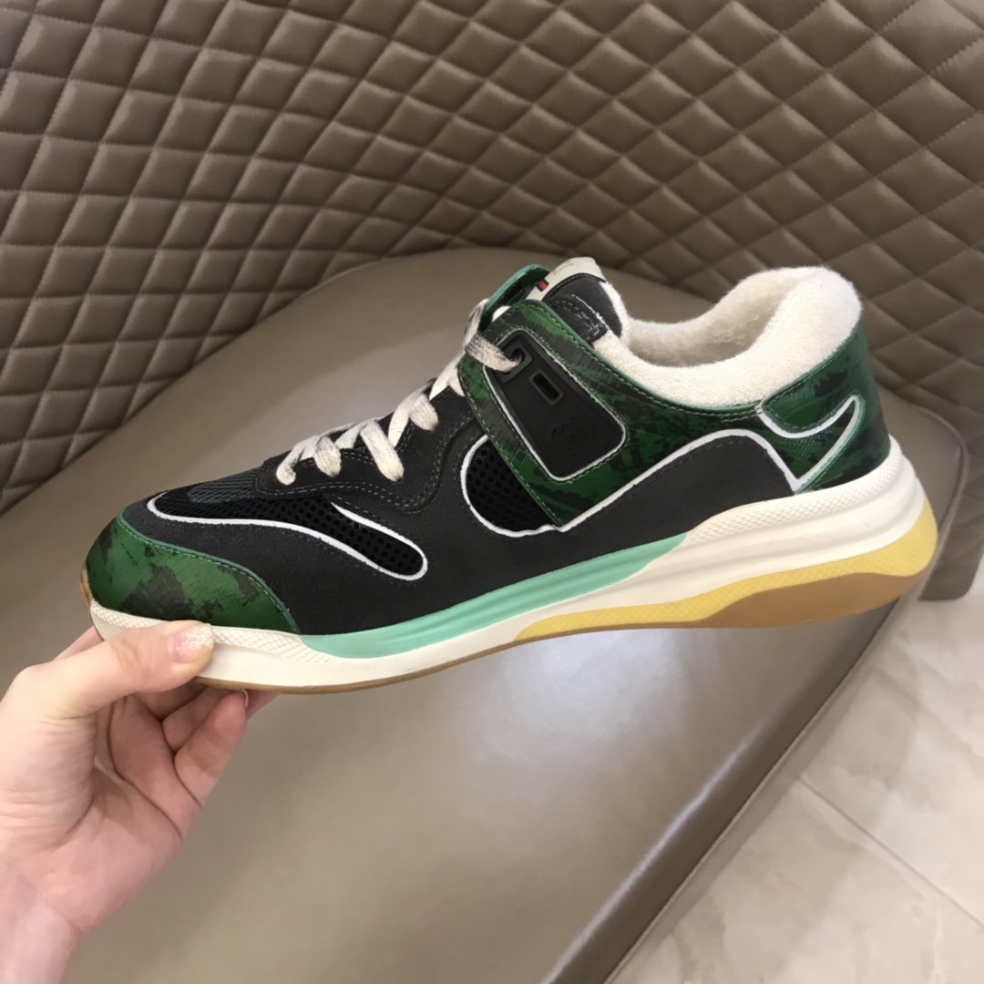 Gucci High Quality Sneakers Black and green suede and white sole MS021176