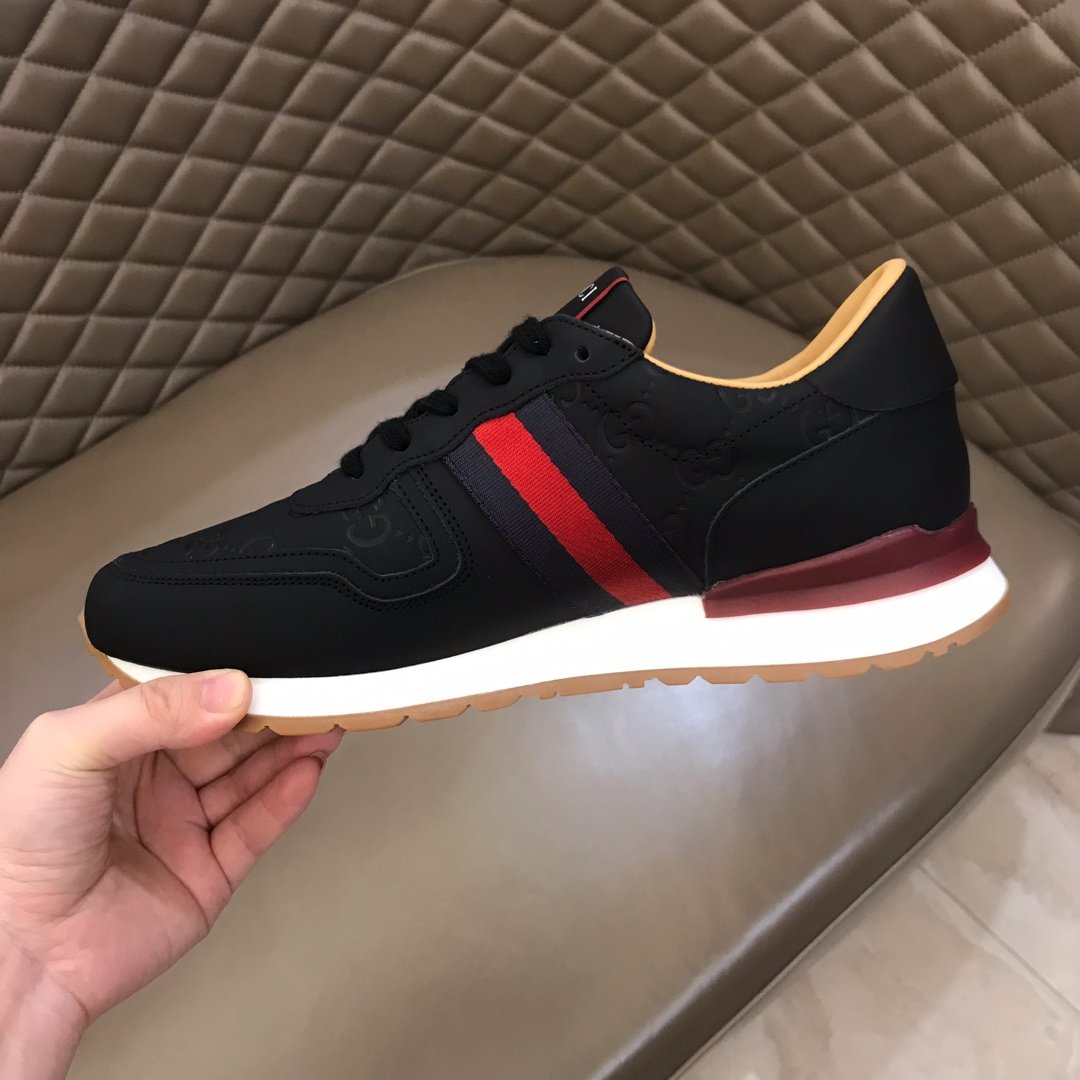 Gucci High Quality Sneakers Black and GG marking and burgundy details MS021084