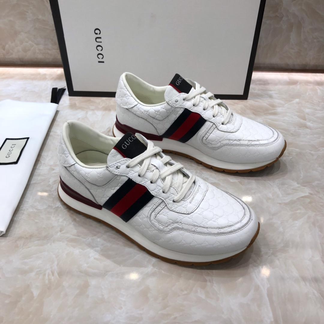 Gucci Fashion Sneakers White and burgundy details with white sole MS07647