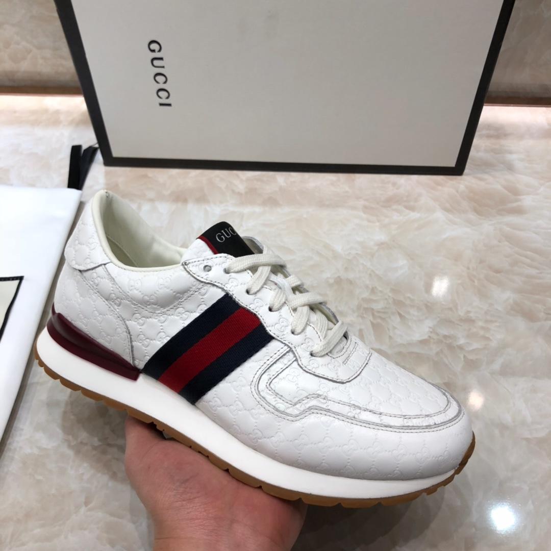 Gucci Fashion Sneakers White and burgundy details with white sole MS07647