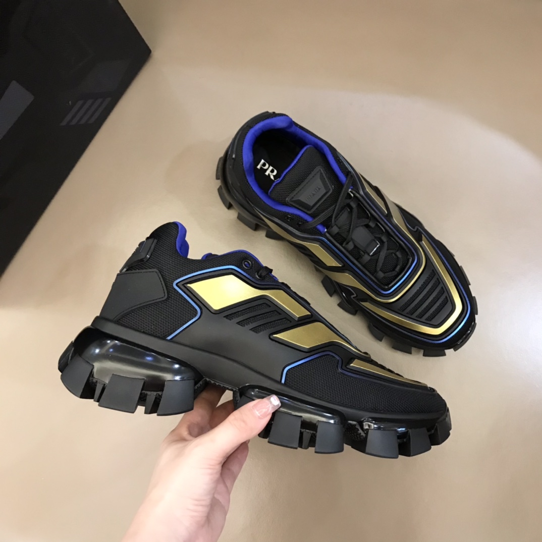 Prada Sneaker Cloudbust Thunder in Gold