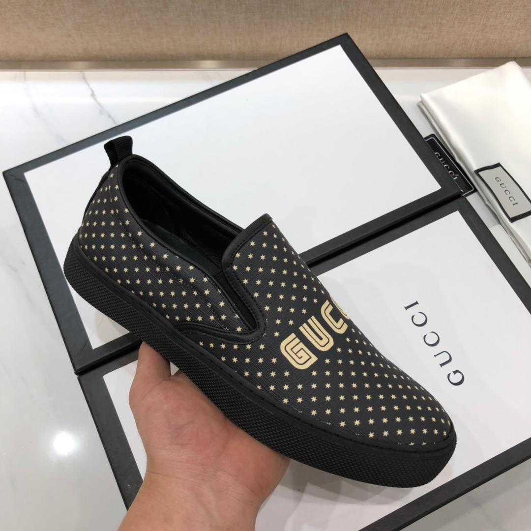 Gucci Fashion Sneakers Black Star Dot and Gucci Vintage Print with Black Sole MS07714