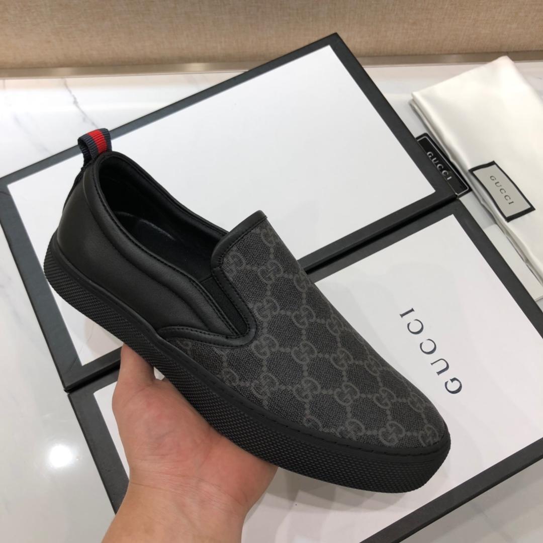 Gucci Fashion Sneakers Black and white GG print with black sole MS07718