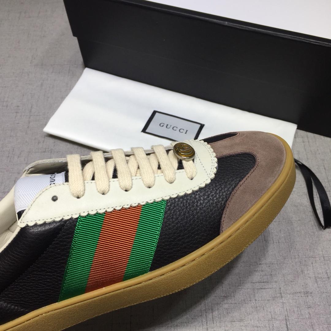 Gucci Fashion Sneakers Black and grey suede with brown rubber soles MS07638