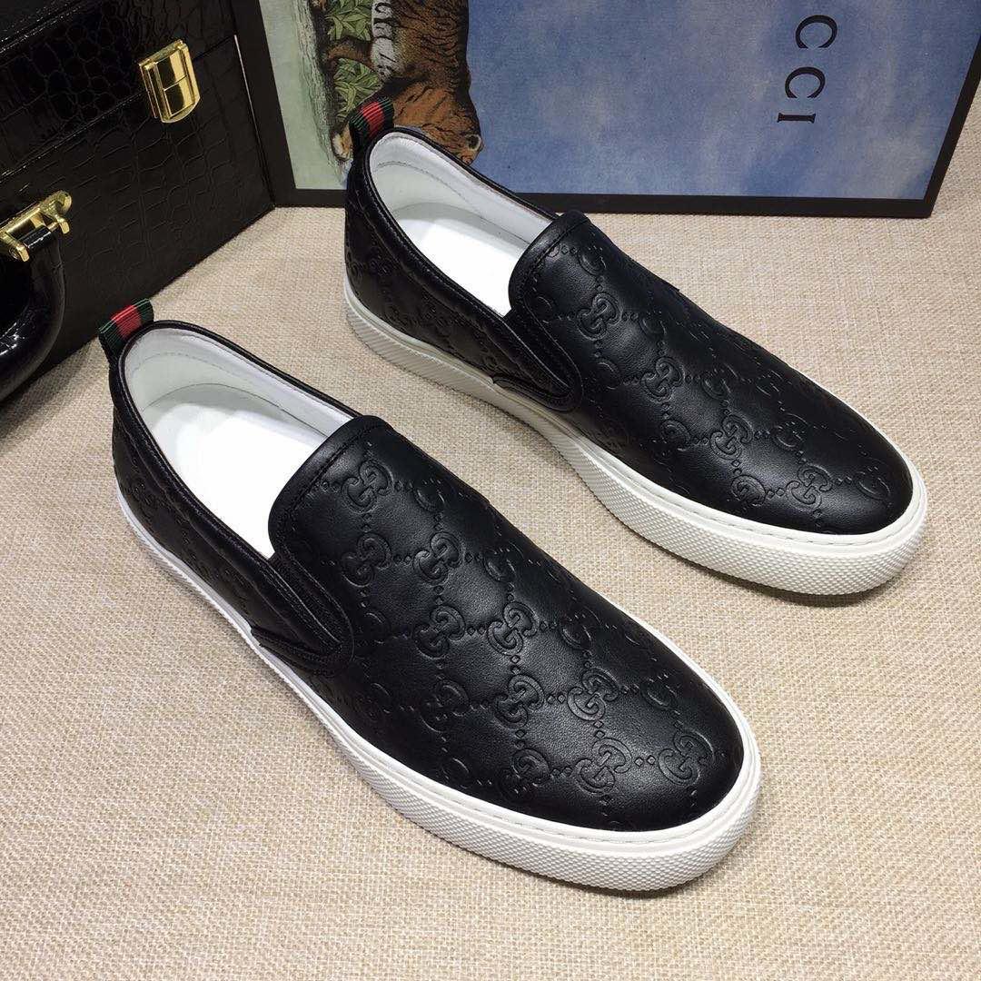 Gucci Fashion Sneakers Black and GG engraving with white sole MS07690