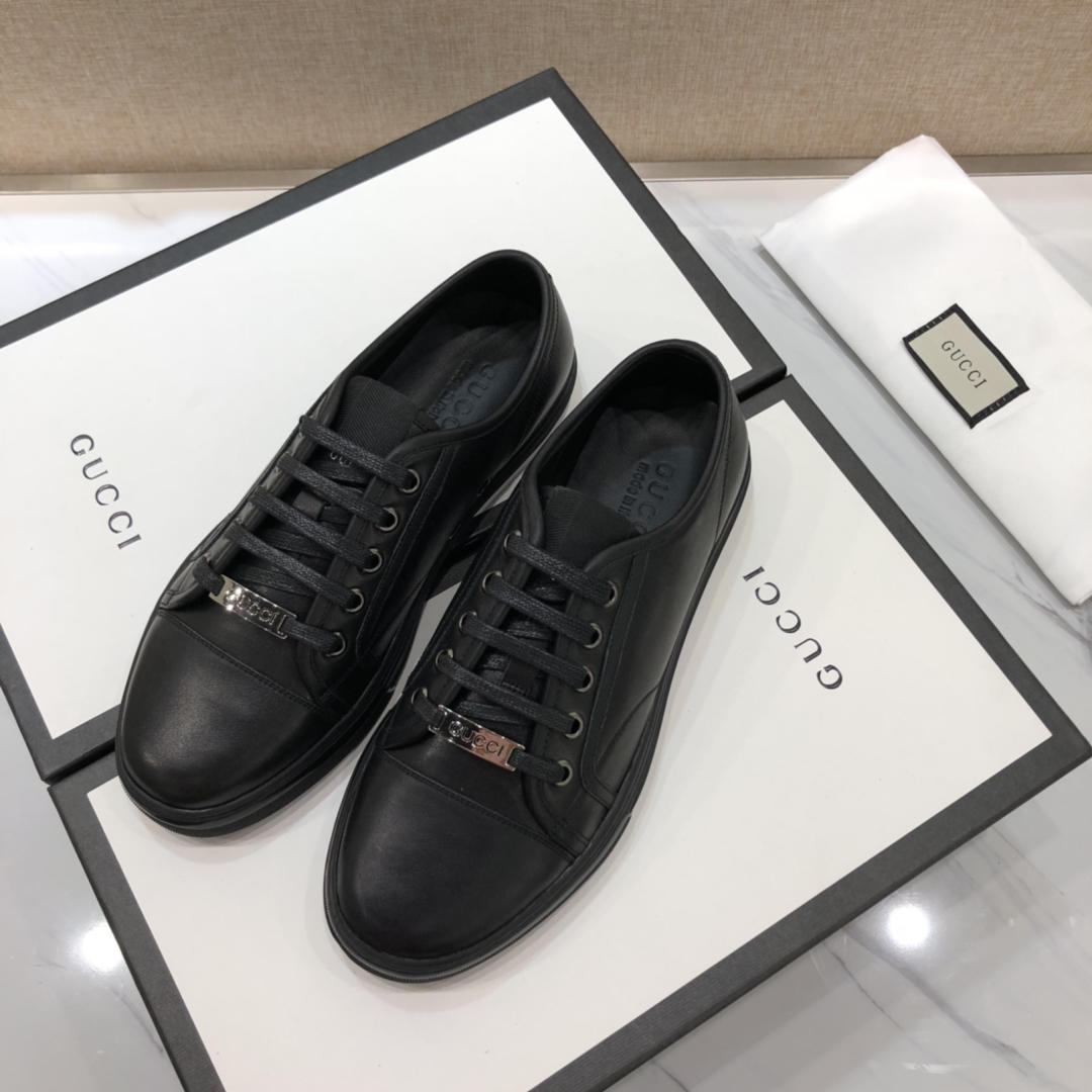 Gucci Fashion Sneakers Black and black heel with black sole MS07768