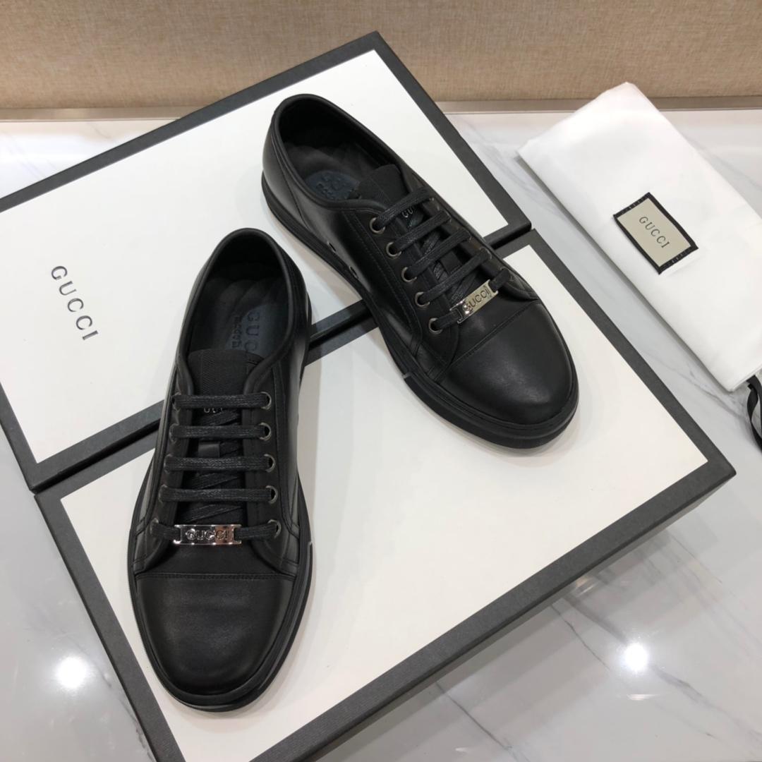 Gucci Fashion Sneakers Black and black heel with black sole MS07768