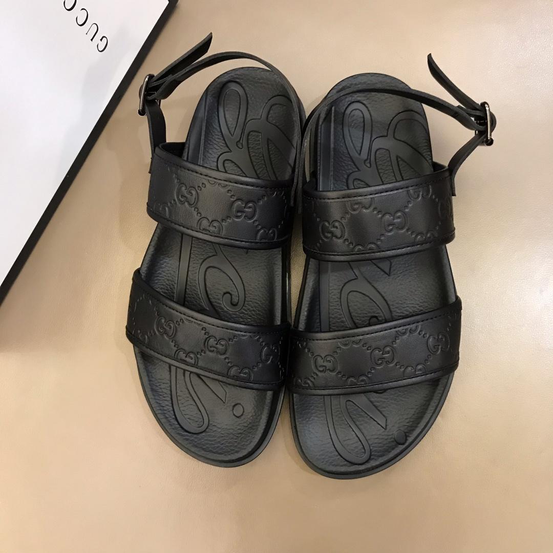 Gucci Black Sandals With Embossing GG Design MS02662
