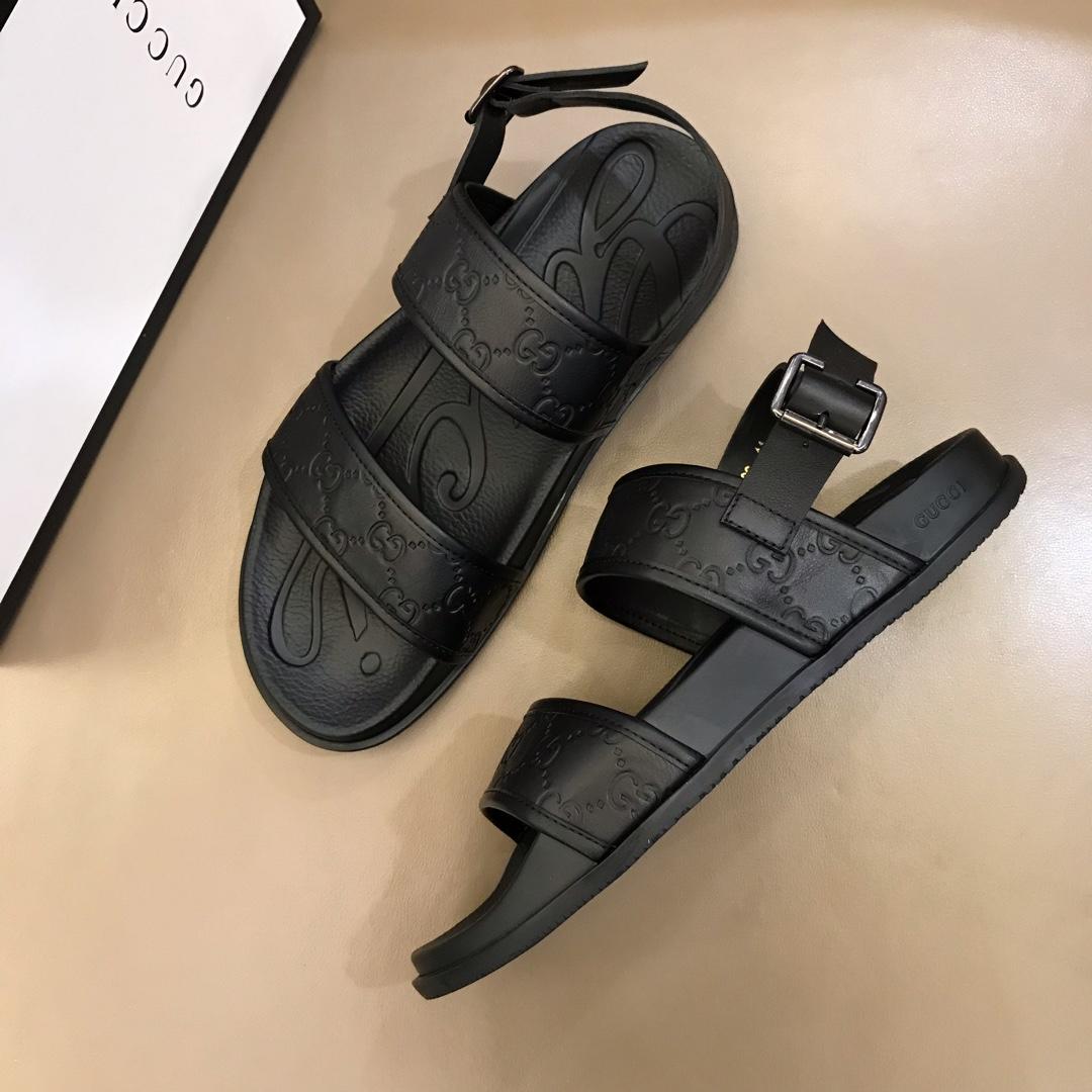 Gucci Black Sandals With Embossing GG Design MS02662