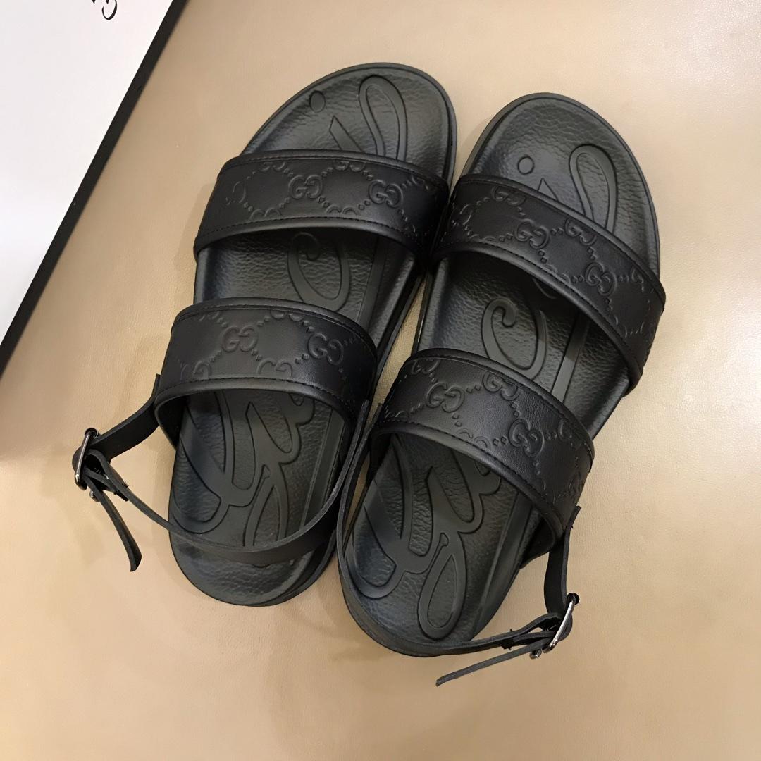 Gucci Black Sandals With Embossing GG Design MS02662