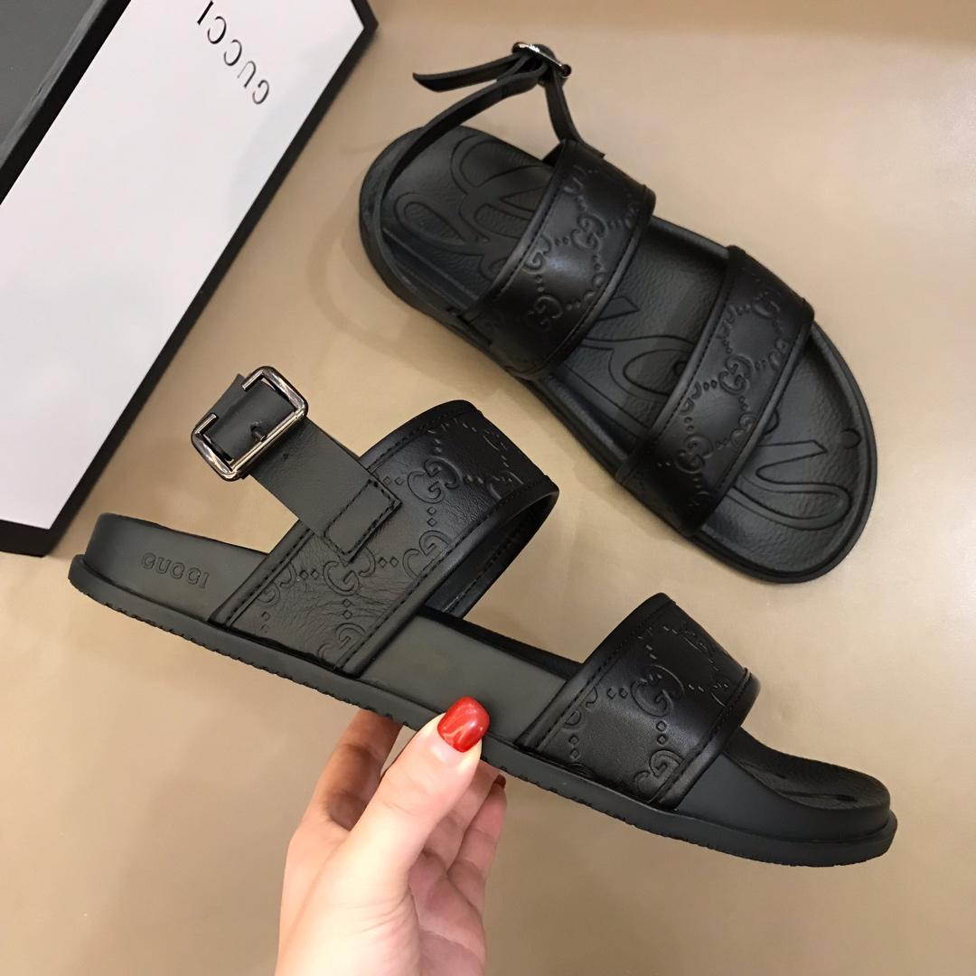 Gucci Black Sandals With Embossing GG Design MS02662